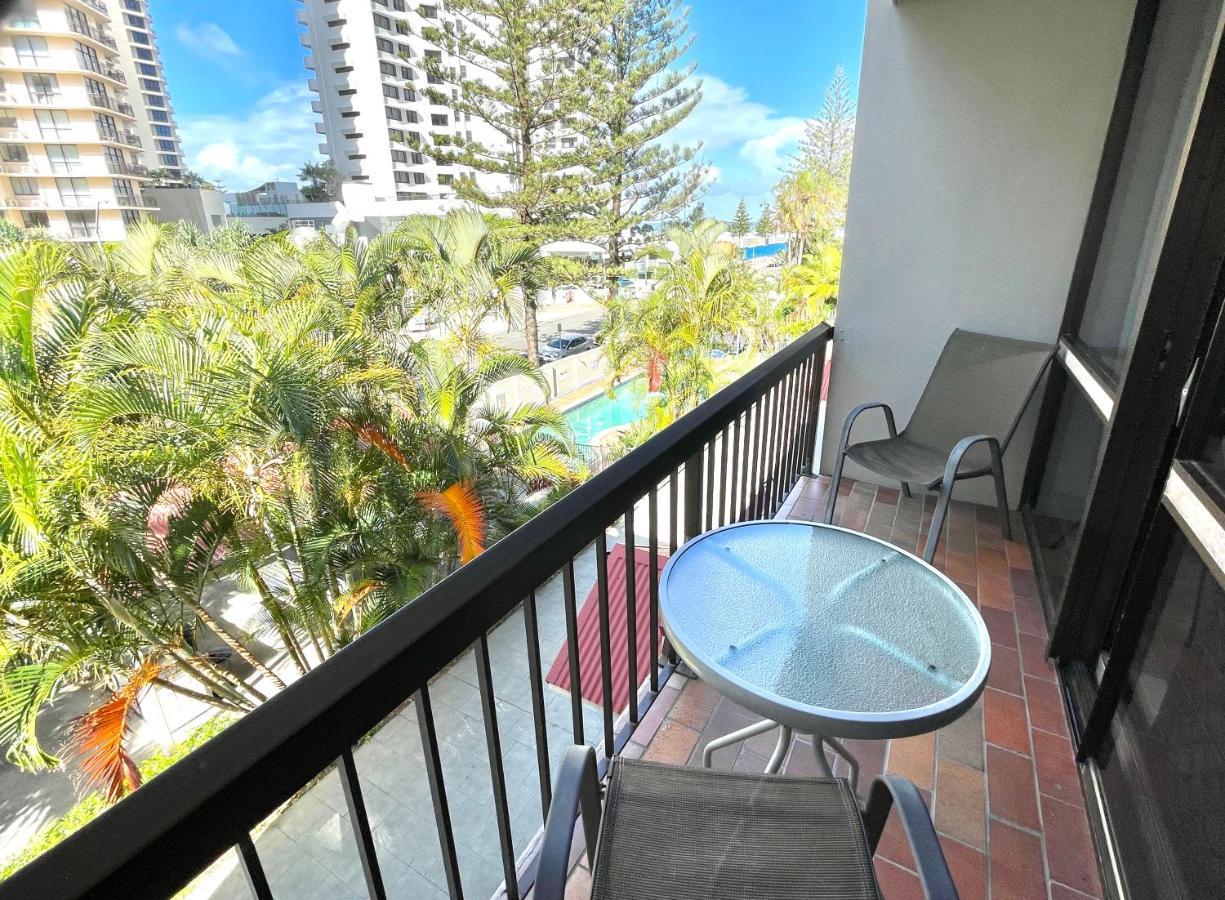Surfers Paradise- Meters From The Beach! 黄金海岸 外观 照片